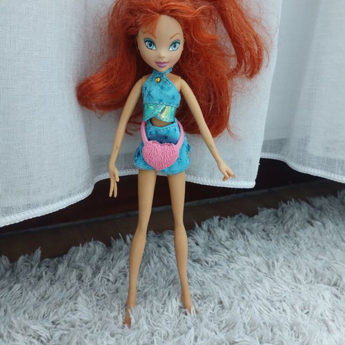 Winx Club Bloom Charmix doll used, collectible from 2005