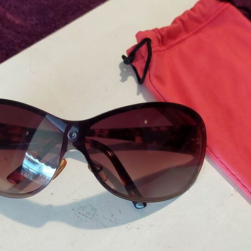 Toi&Moi sunglasses mask style, black and brown