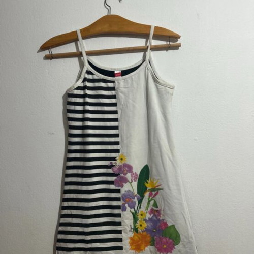 Joyce dress like new, black and white, size 164 cm