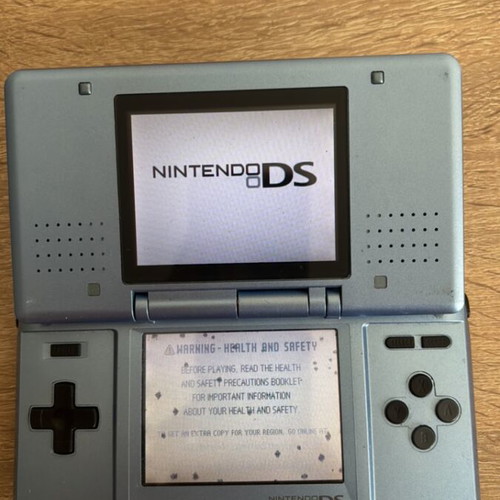 Nintendo DS Fat console with 2 games and USB charger