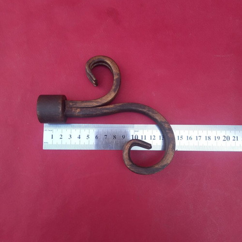 Metal curtain finial, solid metal