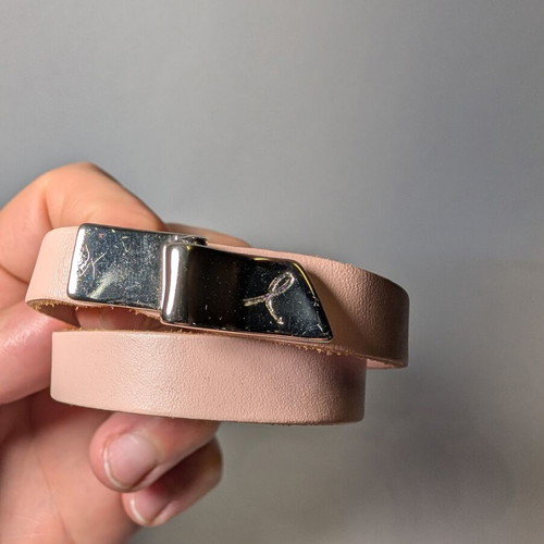 Pink bracelet Dukas for Estée Lauder like new