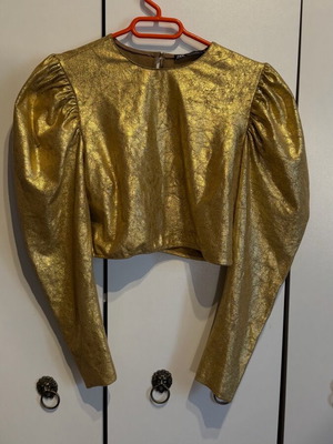 Zara crop size M like new, gold