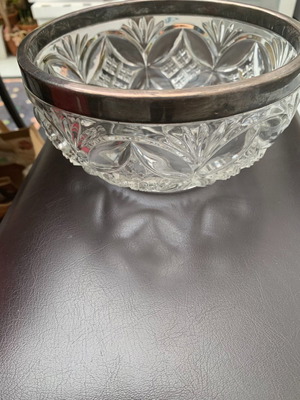 Αντικα μπολ φρουτιέρα με επαργυρό τελείωμα και γρατζουνιές