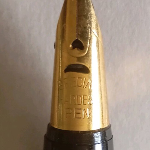 K&K High Quality Fountain Pen new, metal body with letter design