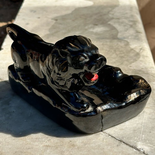 Ceramic vintage lion ashtray used, Made in Japan