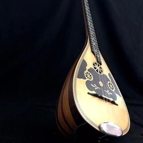 Tambourompouzouko new handcrafted string instrument by Manos Lantzanakis