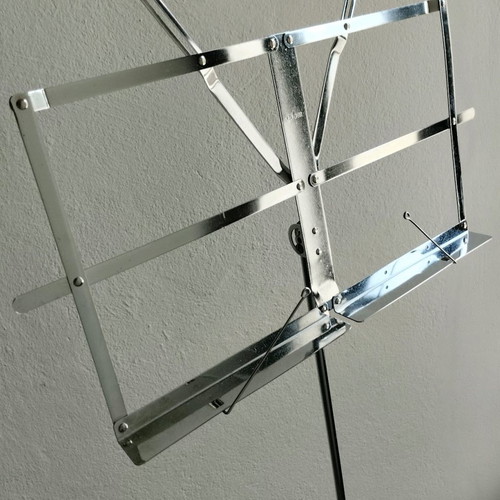 Folding music stand used in excellent condition