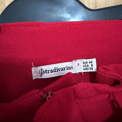 Stradivarius red suit like new