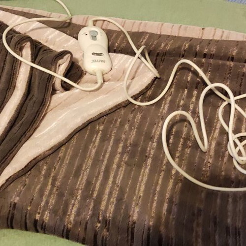 Electric blanket like new 1.40m x 1.75m