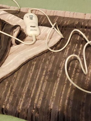 Electric blanket like new 1.40m x 1.75m