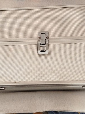 Silver case used, dimensions 35x20x12 cm