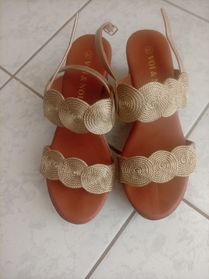 Voi-Noi platform sandals, gold, size 39