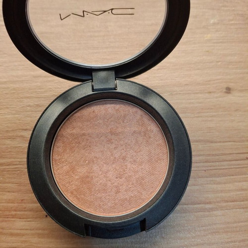Mac Margin blush like new