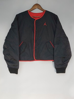 Γυναικείο μπουφάν Jordan Essentials Flight μαύρο/κόκκινο νέο, αναστρέψιμο