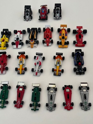 Formula metal toy cars used, pack of 22 pieces