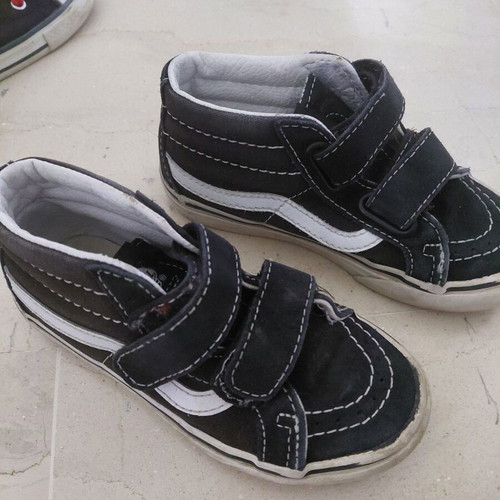 Vans shoes used, kids size 27.5, black