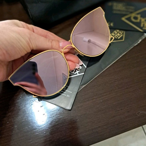 Charlie Max women's sunglasses gold with pink lenses like new