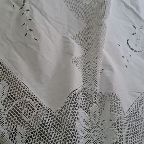 Tablecloth white mercerized cotton fabric 170x220 with cutwork and embroidery