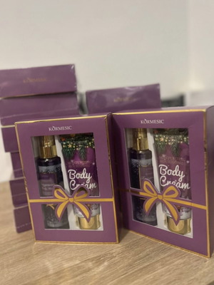 Σετ περιποίησης σώματος καινούργιο με body cream και body mist