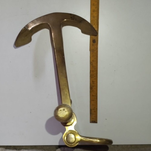 Decorative anchor used