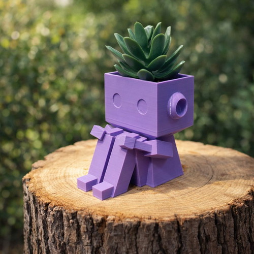 Robot planter 3D printed new for small plants