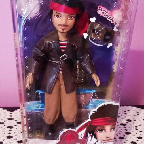 Brogan Masquerade Pirate Bratz Boy new, sealed