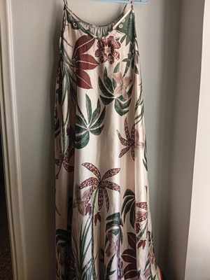 Satin long dress new, beige and green
