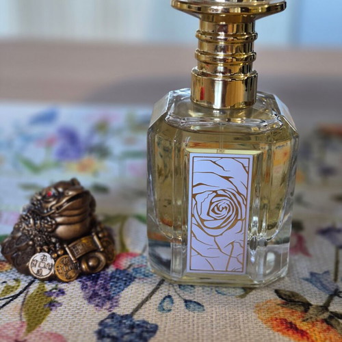 Lattafa Mazaaji Eau de Parfum 100ml like new