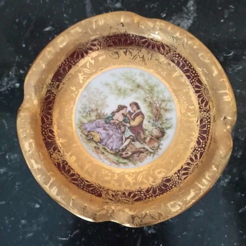 Limoges 24 K d'or ashtray like new
