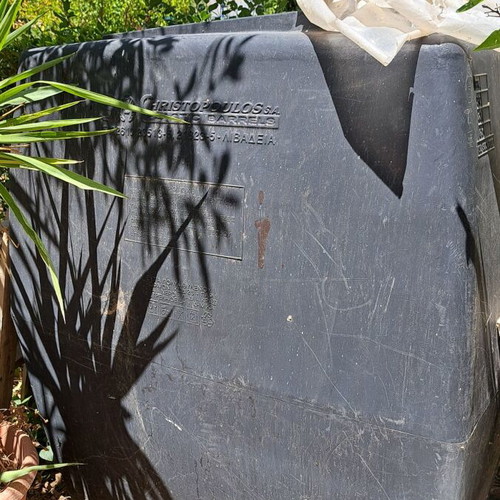 Oil and water tank 800lt used, plastic black