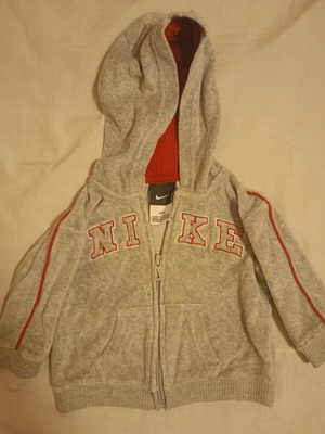 Nike fleece sweat jacket like new, size 3-6 months