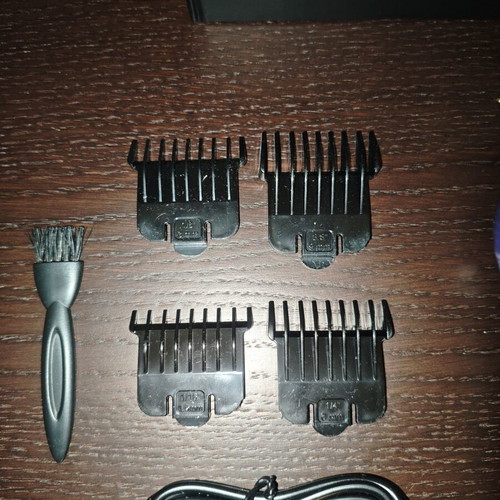 Rechargeable hair clipper deep purple with battery level indicator