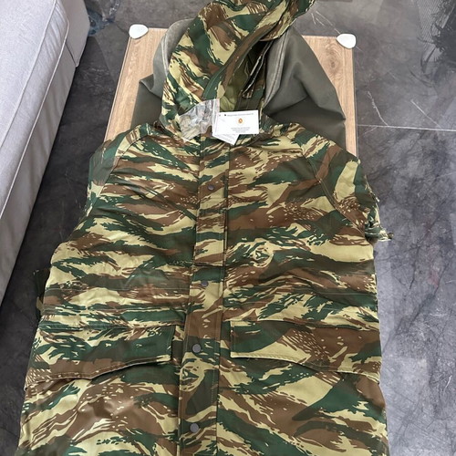 Army jacket with hood XL and lining new