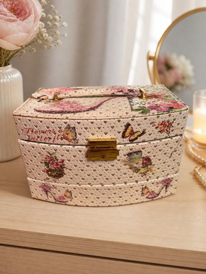 Jewelry storage box used with rust stains