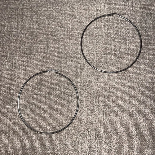 Silver earrings new, unworn