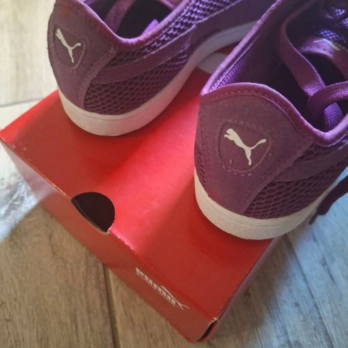 Puma athletic shoes size 39, worn once, purple
