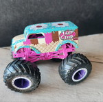 Hot Wheels trucks, pack of 7