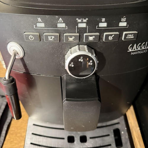 Gaggia Naviglio Espresso Machine like new, fully automatic, 2 cups