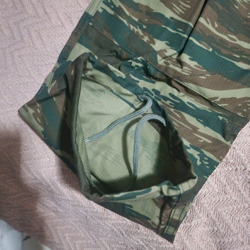 Military pants Medium new