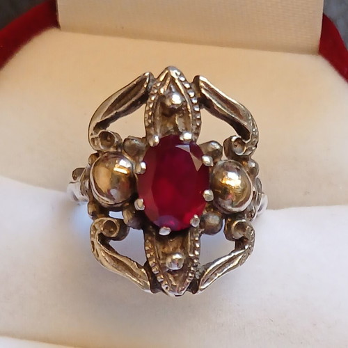 Silver gold ring with ruby, like new