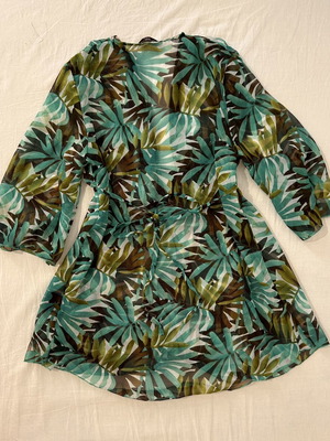 Transparent beach caftan kimono