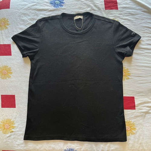 Black Bershka T-shirt like new, short sleeve with textured knit, size M