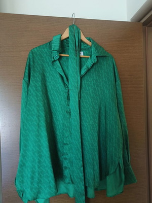 Vasia Kostara shirt like new with logo, green, one size