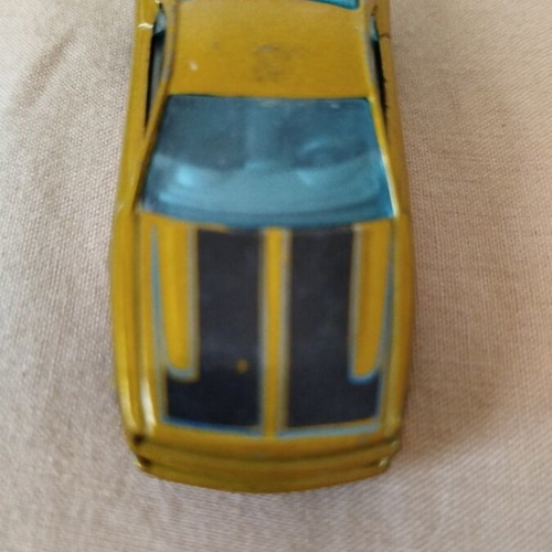 Hot Wheels Muscle Tone gold variant like new
