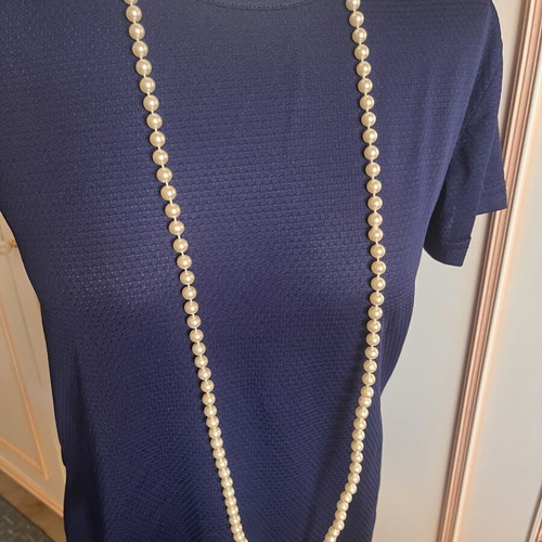 Necklace with fake pearls like new, white