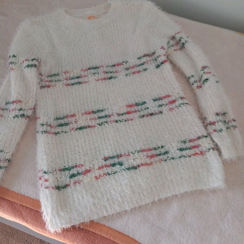 Pullover like new, white multicolor, sizes M and L