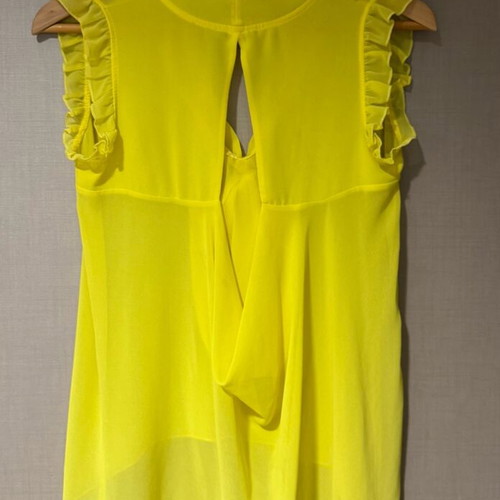 Summer blouse Please yellow size S like new
