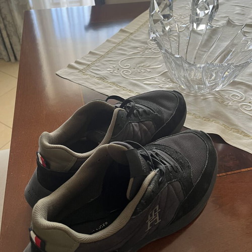Tommy Hilfiger casual shoes size 46, black