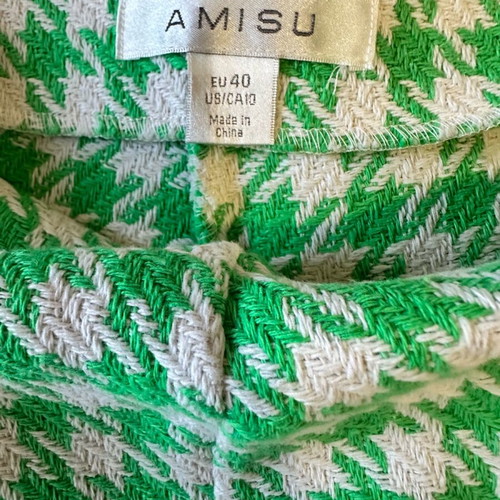 Amuse skirt-style shorts like new, white and green